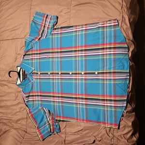 Short sleeve button down